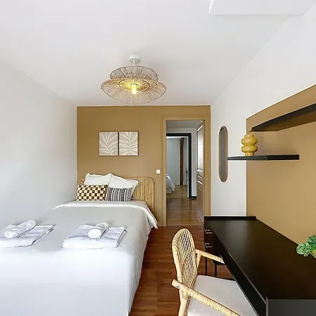 Ceres - Grand Appartement - 3 Chambres - Centre - Reims Daire