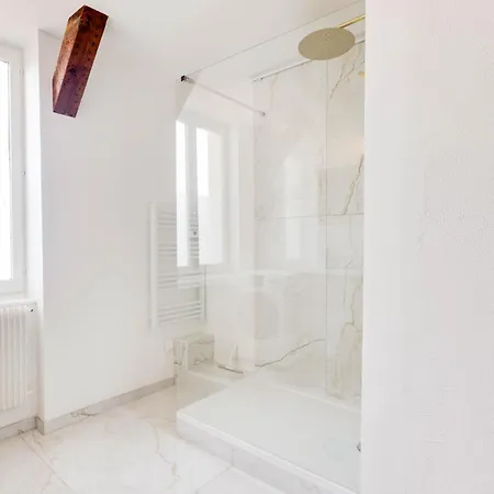 Ceres - Grand Appartement - 3 Chambres - Centre - Reims Daire