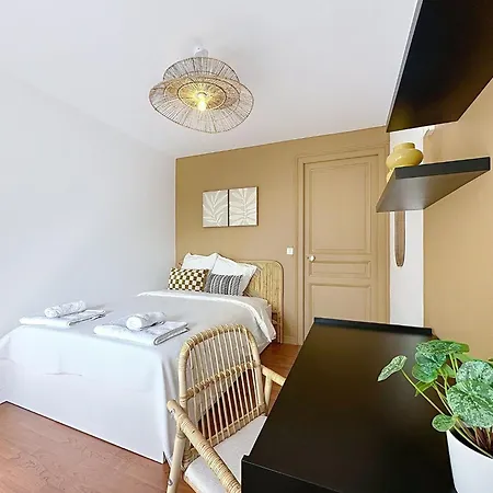 Ceres - Grand Appartement - 3 Chambres - Centre - Reims Daire